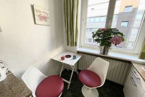 Möbliertes Apartment  1,5 Z. in allerbester ruhiger Lage  von Düsseldorf am Hofgarten  zu vermieten. – Die vollständige Adresse der Immobilie erhältst du vom Anbieter., 40479 Pempelfort, Düsseldorf – Vorschaubild 14