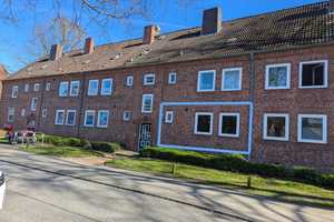 Entspannung pur: 2-Zimmer-Erdgeschosswohnung mit großer Terrasse in Kiel – Marienbader Straße 34, 24146 Kiel – Vorschaubild 1
