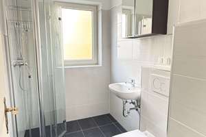 Sanierte 2-Zi-Whg mit neuer EBK & Balkon & Tageslichtbad | WG geeignet – Illerweg 10, 30519 Döhren, Hannover – Vorschaubild 5