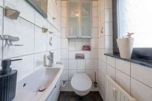 Doppelhaushälfte mit großem Grundstück - Potenzial zum 3-Familienhaus in Lünen-Gahmen – Die vollständige Adresse der Immobilie erhältst du vom Anbieter., 44532 Lünen-Süd, Lünen – Vorschaubild 4