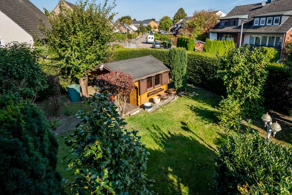 Immobilie in Ritterhude - Ritterhude: Großzügiges Reihenendhaus mit Garten+Garage - Bild 1