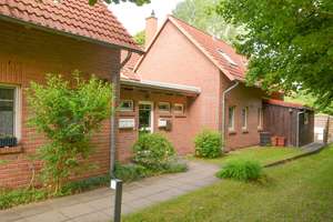 Ein Zuhause zum Verlieben – hausähnliche Maisonette-ETW mit Sonnengarten und Carport – Die vollständige Adresse der Immobilie erhältst du vom Anbieter., 24232 Schönkirchen – Vorschaubild 2