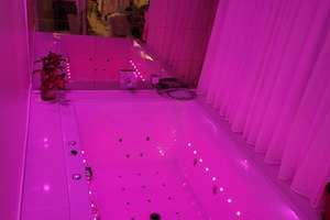 Einzigartige 2-Zimmerwohung mit traumhaftem Wintergarten in top Lage Freiburg Wiehre – 79100 Unterwiehre-Süd, Freiburg im Breisgau – Vorschaubild 15
