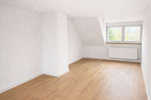 Frisch Renovierte 3-Zimmer Wohnung in Karlsruhe-Hagsfeld mit 80 m² Wohnfläche – Ruschgraben 49, 76139 Hagsfeld, Karlsruhe – Vorschaubild 3