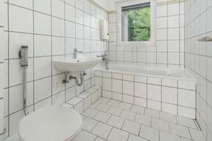 Bezugsfreie, helle Wohnung in Rüttenscheid – Die vollständige Adresse der Immobilie erhältst du vom Anbieter., 45130 Rüttenscheid, Essen – Vorschaubild 9