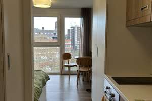 Urban Living Cologne – Stylish Studio for Students & Professionals – Mengelbergstraße 2, 50676 Altstadt/Süd, Köln – Vorschaubild 1