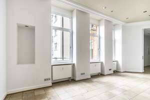 WOW! *Paul & Partner* GROSSZÜGIGES ALTBAU-WOHNEN MIT CHARME – MODERN, ZENTRAL, CHARMANT ! – Die vollständige Adresse der Immobilie erhältst du vom Anbieter., 65185 Mitte, Wiesbaden – Vorschaubild 3