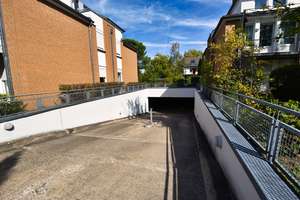 Möbliertes, modernes Appartement im "Schatten" von T-Com und Posttower! Balkon, Ruhiglage, Tiefgarag – Die vollständige Adresse der Immobilie erhältst du vom Anbieter., 53175 Friesdorf, Bonn – Vorschaubild 17