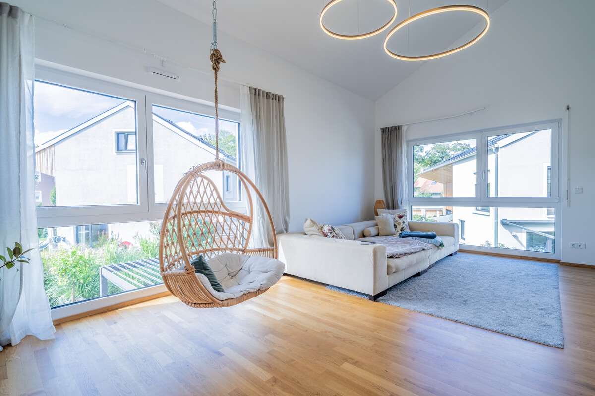 Immobilie in Schondorf am Ammersee - Traumhaftes Reiheneckhaus der Extraklasse mit Pool in Schondorf am Ammersee - Bild 9