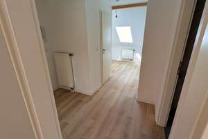 Eigentumswohnung Maisonette 5 Schlafräume, große Wohnküche und 2 Bäder – Die vollständige Adresse der Immobilie erhältst du vom Anbieter., 9126 Gablenz, Chemnitz – Vorschaubild 2