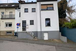 Voll vermietetes Mehrfamilienhaus mit Potenzial & attraktiver Lage in Ensdorf – Die vollständige Adresse der Immobilie erhältst du vom Anbieter., 66806 Ensdorf – Vorschaubild 2