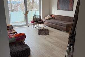 Lebendiges Viertel: 3-Zimmer-Wohnung mit Balkon in Düsseldorf