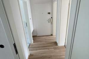 Alltagstaugliche 2-Zimmer-Wohnung mit Balkon in Essen – Bochumer Landstraße 150, 45276 Freisenbruch, Essen – Vorschaubild 3