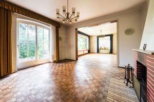Ruhig & grün in Schwachhausen – Haus mit großem Garten und Entwicklungspotenzial – Die vollständige Adresse der Immobilie erhältst du vom Anbieter., 28211 Radio Bremen, Bremen – Vorschaubild 2
