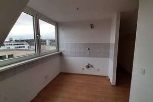 Bachstraße 1, schöne Wohnung 1 ZKB im 6.OG – Die vollständige Adresse der Immobilie erhältst du vom Anbieter., 41239 Schmölderpark, Mönchengladbach – Vorschaubild 2