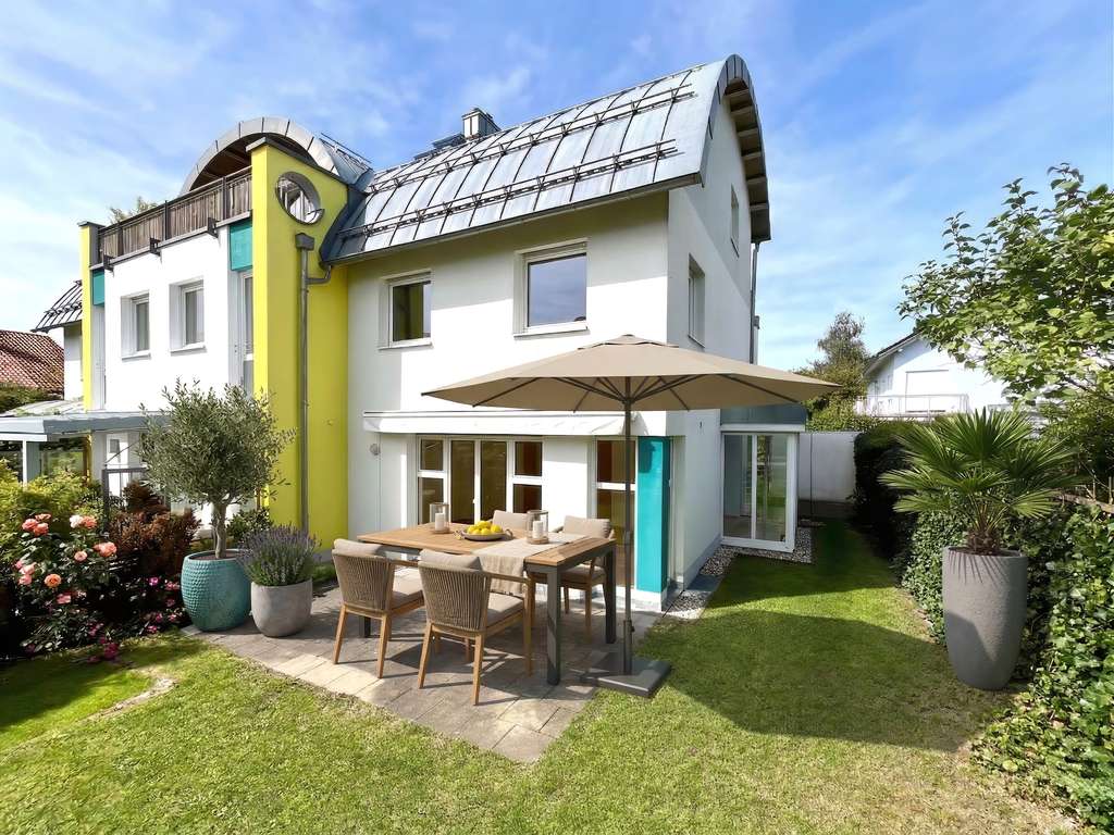 Immobilie in Krailling - Modernes Reiheneckhaus in ruhiger Wohnlage – sofort beziehbar - - Bild 0