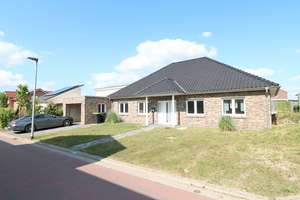 Modernes, fast vollständig fertiggestelltes NEUBAU-Einfamilienhaus mit Ausbaureserve und Garage – Die vollständige Adresse der Immobilie erhältst du vom Anbieter., 49688 Lastrup – Vorschaubild 1