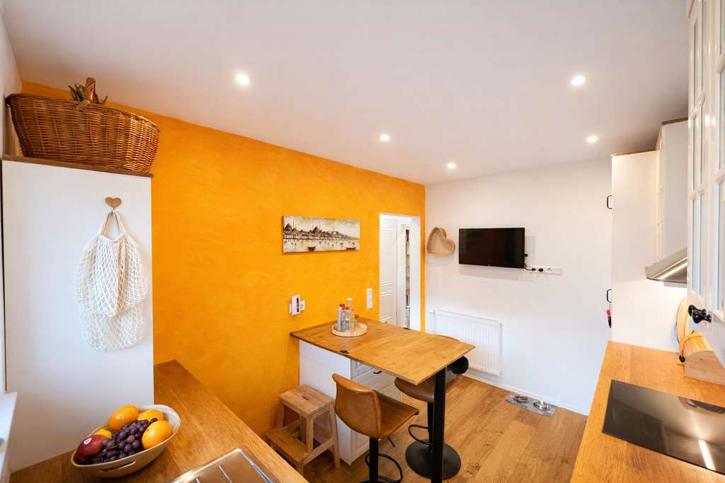 Immobilie in Neckartenzlingen - Kernsaniertes Wohnen und Wohlfühlen: Charmantes Haus  mit Garten und Dachgeschoss - Bild 4