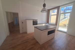 Loft-Wohnung mit Wärmepumpe und Einbauküche in zentraler Lage zu vermieten. – Peter-Hahn-Weg 7, 42651 Solingen-Mitte, Solingen – Vorschaubild 3