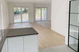 Großzügige Doppelhaushälfte in Angermund mit Top-Ausstattung - Fußläufig zum Ortskern – Die vollständige Adresse der Immobilie erhältst du vom Anbieter., 40489 Angermund, Düsseldorf – Vorschaubild 2