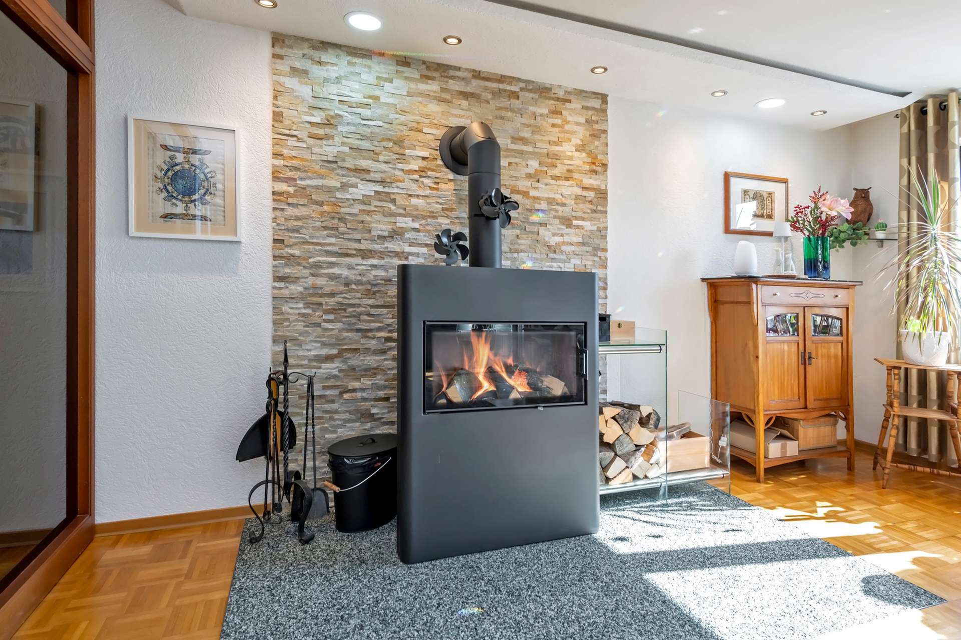 Immobilie in Adelberg - Wohnen mit der Familie unter einem Dach- attraktives Generationshaus - Bild 17