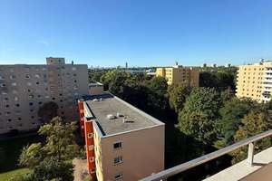 Frisch saniertes Wohnjuwel mit Alpenblick | 4 Zimmer | Süd-Loggia | 8. OG mit Aufzug – Eduard-Spranger-Straße 24, 80935 Lerchenau-Ost, München – Vorschaubild 17
