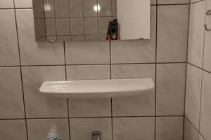 Gepflegte, Möblierte, Helle, 3-Zimmer Wohnung mit Balkon. – Moltkestraße 24, 40477 Pempelfort, Düsseldorf – Vorschaubild 11
