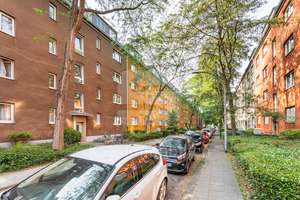Attraktive Dachgeschosswohnung ab sofort bezugsfrei! – Die vollständige Adresse der Immobilie erhältst du vom Anbieter., 50737 Weidenpesch, Köln – Vorschaubild 2