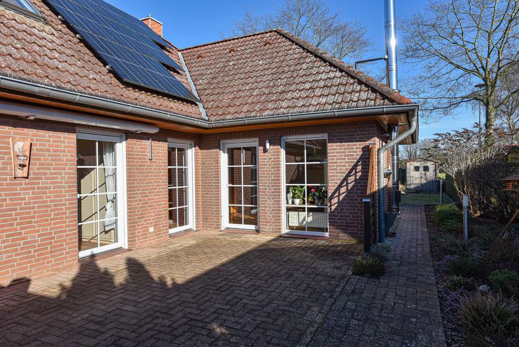 Immobilie in Wietzendorf - Zukunftssicher & Barrierearm - Bungalow mit PV-Anlage, Wallbox & Gartenidylle** - Bild 4