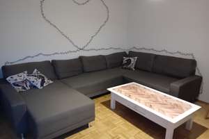 Charmante 2,5-Zimmer Dachgeschosswohnung in Essen Nordviertel auf Wunsch teilmöbliert – Peterstrasse 15, 54141 Nordviertel, Essen – Vorschaubild 2
