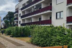 Neuwertige, energieeffiziente, moderne und helle 3-Zi-Whg mit Südbalkon