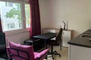 Schönes möbiliertes 1-Zimmer-Apartment in Kalk / Arkadennähe – Köln – Vorschaubild 1