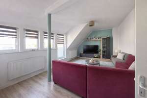 zentrale Single-Wohnung - Dachgeschoß mit Balkon – Die vollständige Adresse der Immobilie erhältst du vom Anbieter., 42859 Zentralpunkt, Remscheid – Vorschaubild 2