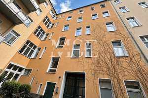 Attraktives aufgeteiltes MFH in Berlin Prenzlauer Berg | DG-Ausbau möglich