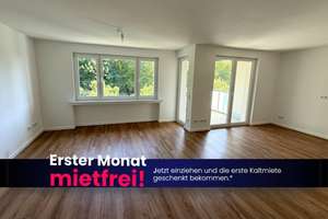 1 NKM FREI: Moderne 2-Zimmer-Wohnung mit Balkon in Solingen