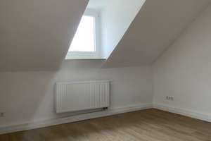 *** Stilvoll sanierte Wohnung in DG *** – Gronaustr. 46, 42285 Barmen, Wuppertal – Vorschaubild 8