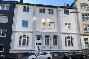 127m² | 4 Zimmer Wohnung + Terrasse im historischen Gründerzeitgebäude|| in RE Gerichtsnähe