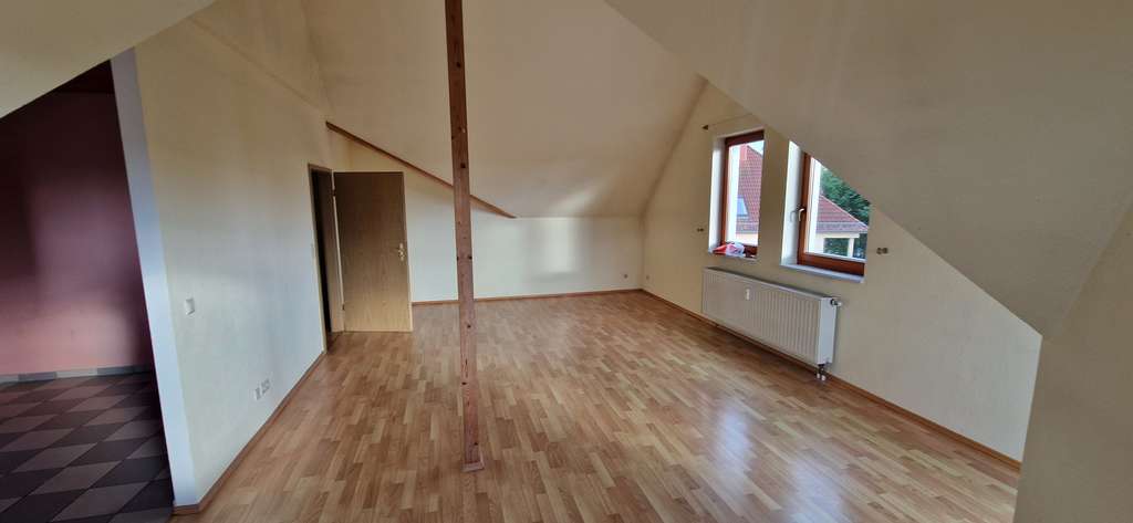 Immobilie in Senftenberg - Eigentumswohnung mit Balkon , Stellplatz im Zentrum der Stadt - Bild 1