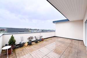 🏡 61 m² innen. 29 m² Dachterrasse. 2-Zimmer-Penthouse + Keller, Aufzug & Einbauküche in Meckenheim – Auf dem Steinbüchel 45, 53340 Meckenheim – Vorschaubild 9