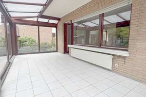 Großzügiges Zweifamilienhaus mit großem Grundstück, Garten und Garage an Knoops Park – 28717 Sankt Magnus, Bremen – Vorschaubild 13