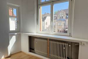 Große 4-Zimmer-Altbauwohnung – Wohnen mit Charakter und Licht – Hübschstraße 18, 76135 Weststadt, Karlsruhe – Vorschaubild 10