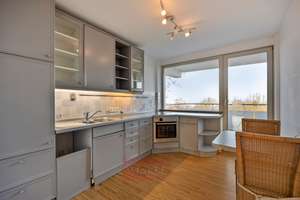 Lichtdurchflutete 3-Zimmerwohnung mit Blick über ganz Bonn oberhalb von Poppelsdorf – Die vollständige Adresse der Immobilie erhältst du vom Anbieter., 53115 Poppelsdorf, Bonn – Vorschaubild 10