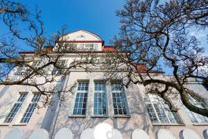 Über den Dächern von Stuttgart: Großzügige Dachgeschoss-Maisonette auf der Gänsheide