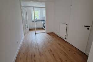 Sanierte Wohnung inkl. neue Einbauküche zum 01.04. bereit – Alte Ziegelei 13, 30419 Hannover – Vorschaubild 2