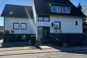 Freistehendes Haus  in Laurensberg – Eigennutzung & attraktive Mieteinnahmen