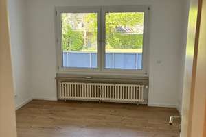Frisch renovierte 2-Zimmer-Wohnung mit Balkon & EBK – Hochhausring 7, 52076 Walheim, Aachen – Vorschaubild 7