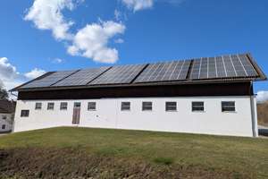 Anwesen in Weilerlage
Toller Bauzustand mit vielen Gestaltungsmöglichkeiten – Die vollständige Adresse der Immobilie erhältst du vom Anbieter., 84378 Dietersburg – Vorschaubild 6