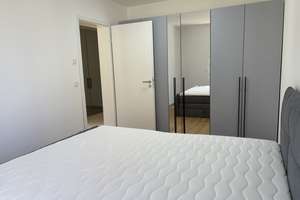 Erstbezug - möblierte Wohnung mit 53 qm Wohnfläche in einer eleganten Stadtvilla mit  7 Wohnungen – Hans-Grässel-Weg 0, 81375 Neuhadern, München – Vorschaubild 4