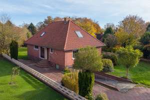 Modernisierter Bungalow auf großzügigem Grundstück in ländlicher Lage – Die vollständige Adresse der Immobilie erhältst du vom Anbieter., 26624 Südbrookmerland – Vorschaubild 1