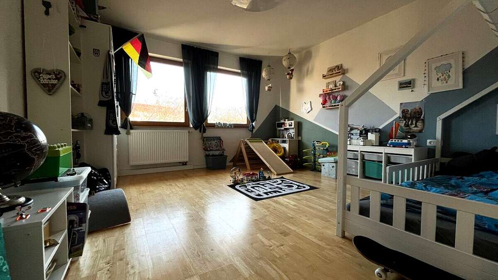 Immobilie in Dietenheim - *** Einfamilienhaus mit Ausblick und Privatsphäre in Regglisweiler *** - Bild 4